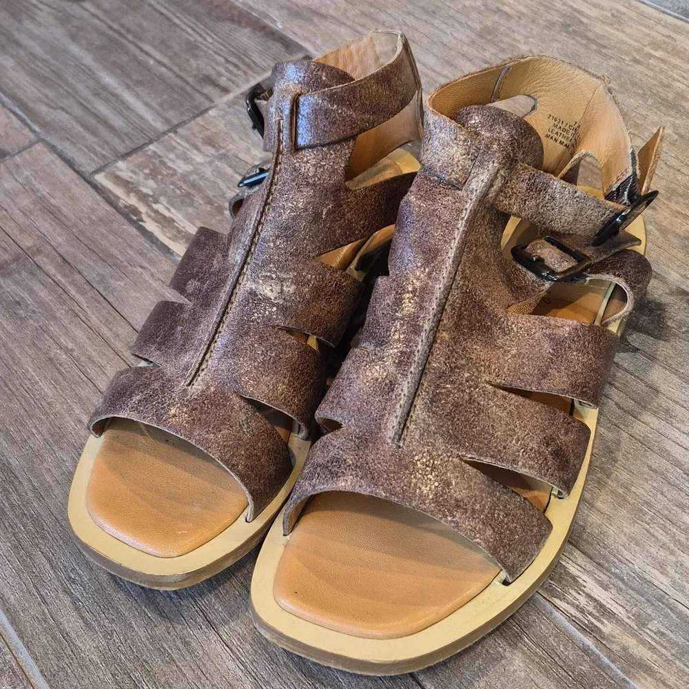 7/7.5 Diba True Genuine Leather Gladiator Sandals, Double Buckle Closure - Picture 3 of 13